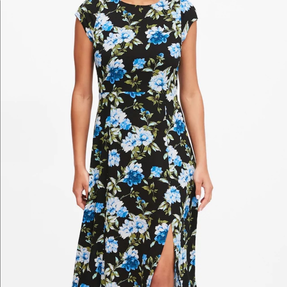 🦋ECOVERO Midi Floral Dress